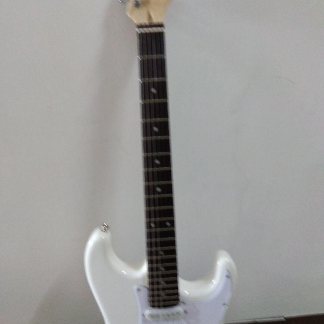 Legend ホワイト エレキギター ストラトタイプ