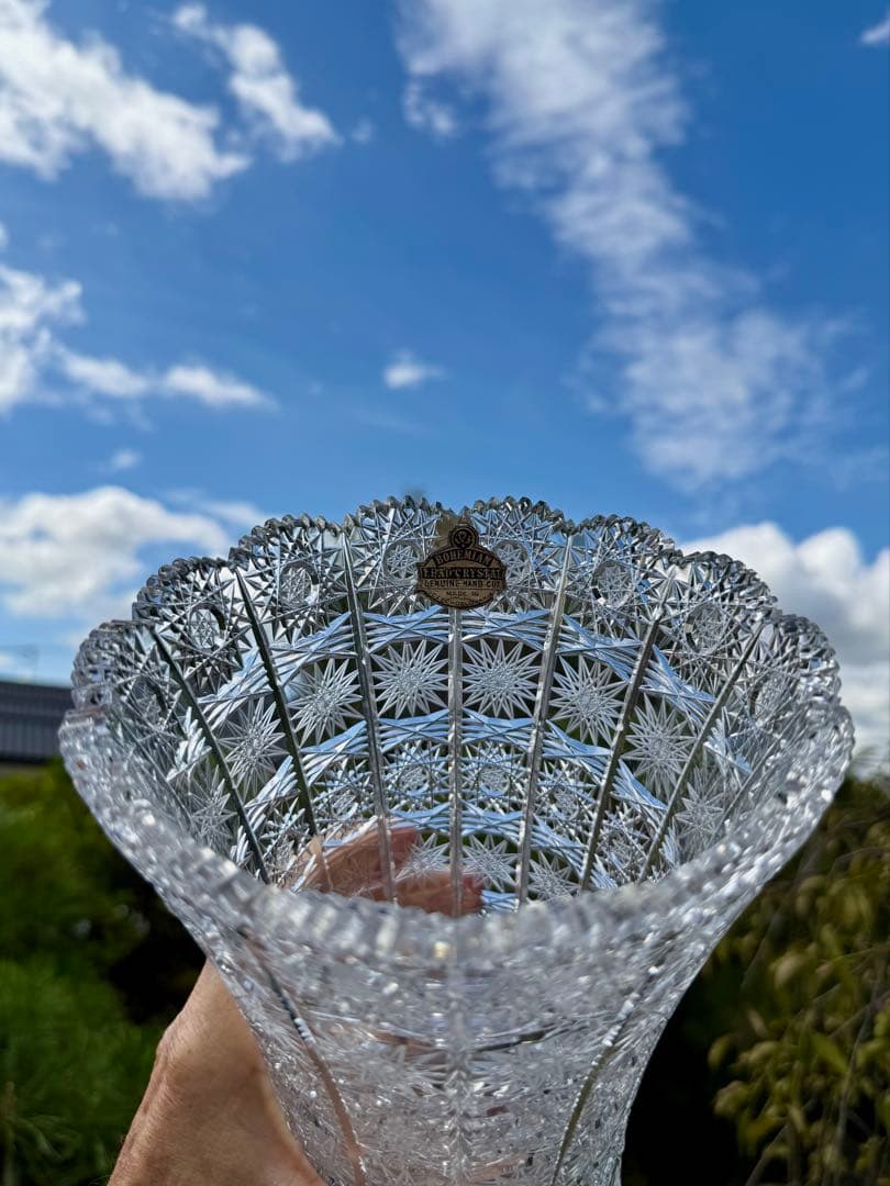 チェコ ボヘミア クリスタル 美しいガラス CRYSTAL エッチング花瓶