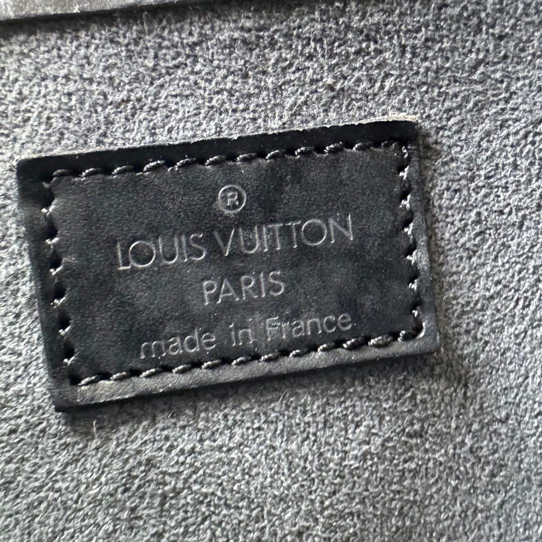 【極美品】　ルイヴィトン　エピ　オンブル　ハンドバッグ　ノワール　M52102