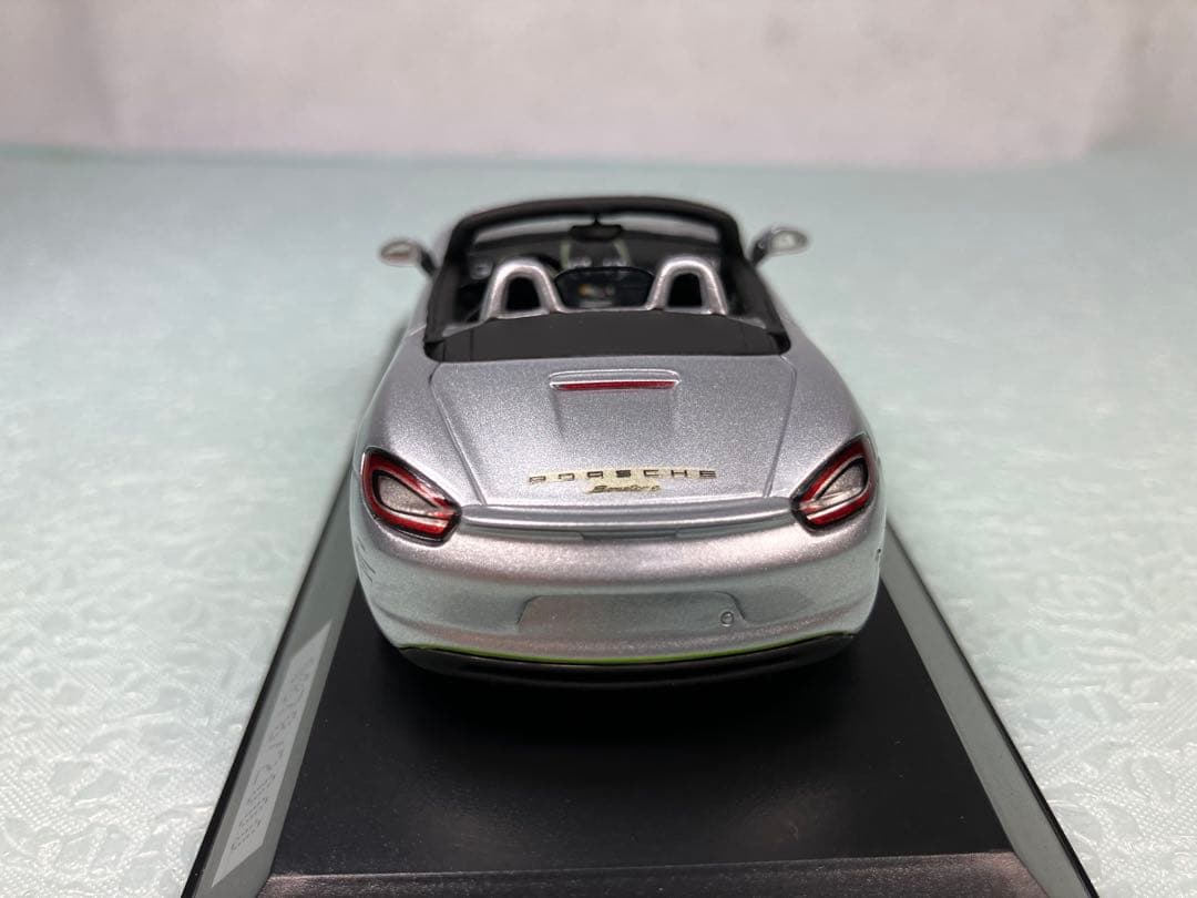 Spark ディーラー品Porsche Boxster e プロトシルバー