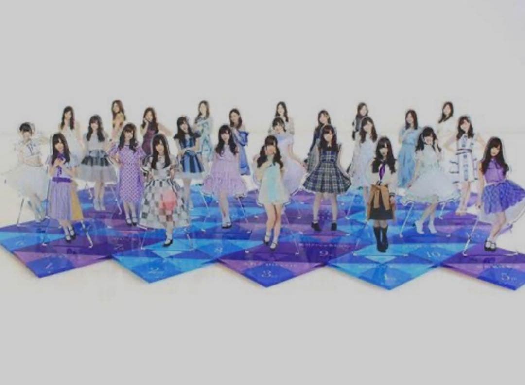 乃木坂46 白石麻衣 卒業記念グッズ 歴代表話題衣装アクスタ 25種コンプ