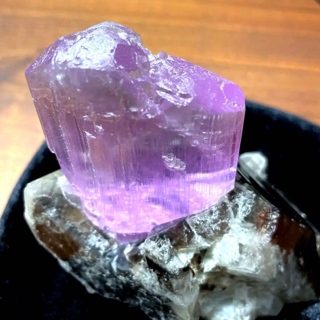超希少❗️❗️クンツァイト 水晶 貴石 天然石 原石 パワーストーン