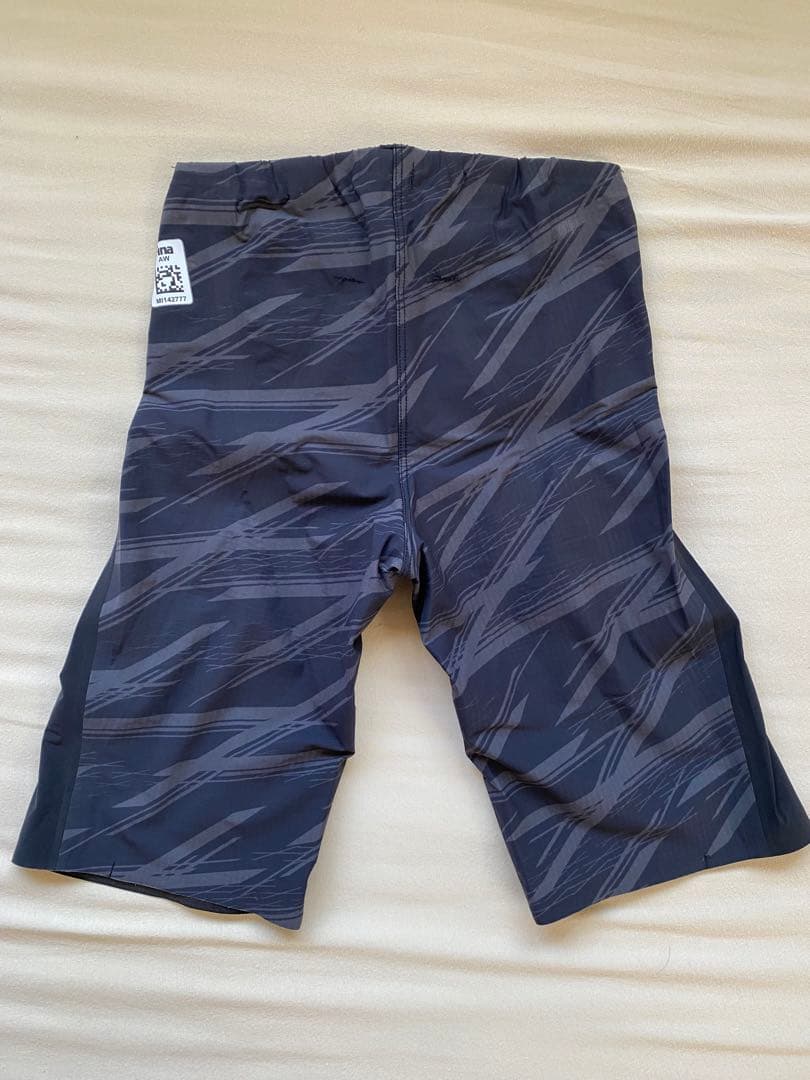 FIED fiedファイドホワイトマグマ サーフパンツ 30インチ新品未使用