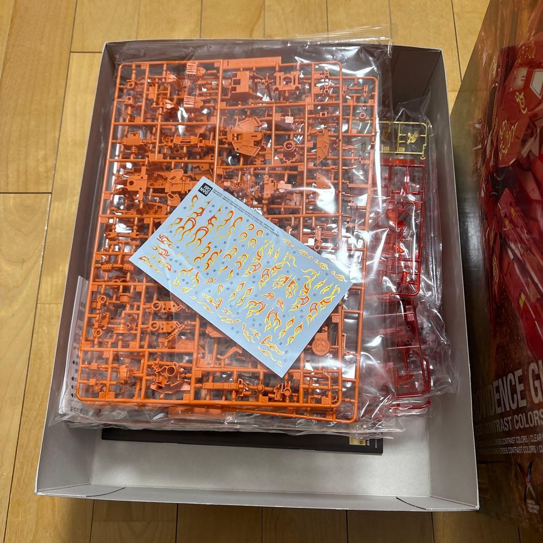 MG プロヴィデンスガンダム クロスコントラストカラーズ ガンプラ