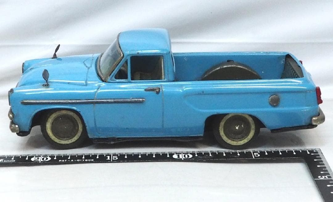 萬代屋【トヨペット マスターライン ピックアップ水色】ブリキtin car箱無