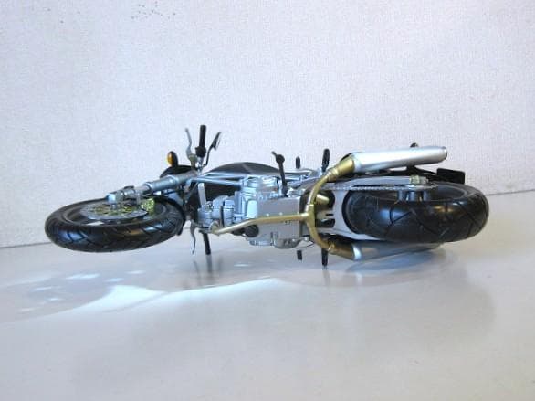 特価 MINICHAMPS (1/12) ドゥカティ MONSTER