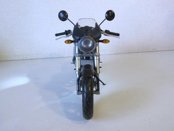 特価 MINICHAMPS (1/12) ドゥカティ MONSTER