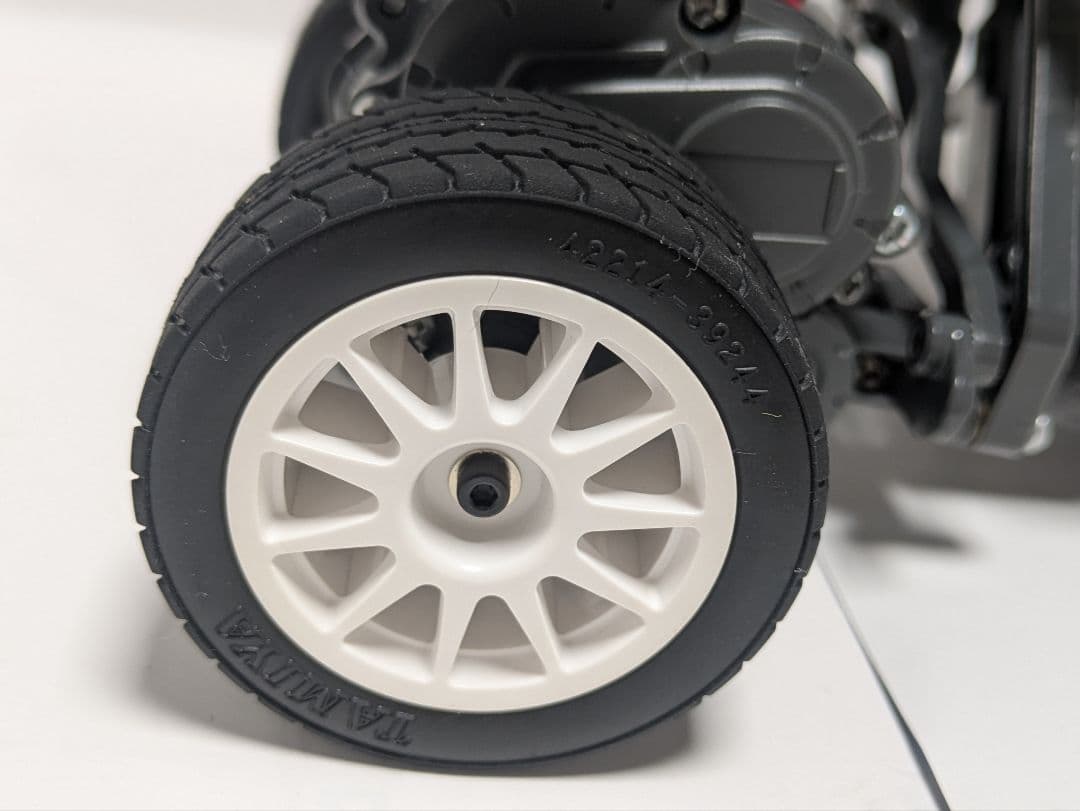 TAMIYA 1/8ダンシングライダーT3-01 2.4GHzフルセット