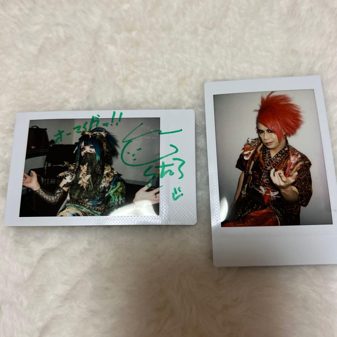 己龍 チェキ トレカ付き - メルカリ