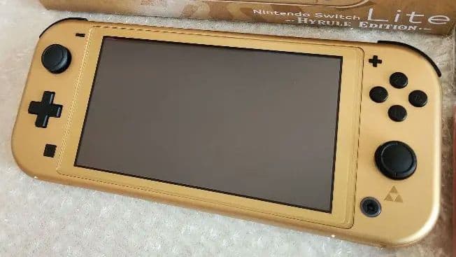 【動作良好】スイッチライト本体(ハイラルエディション)、新品マインクラフトなど