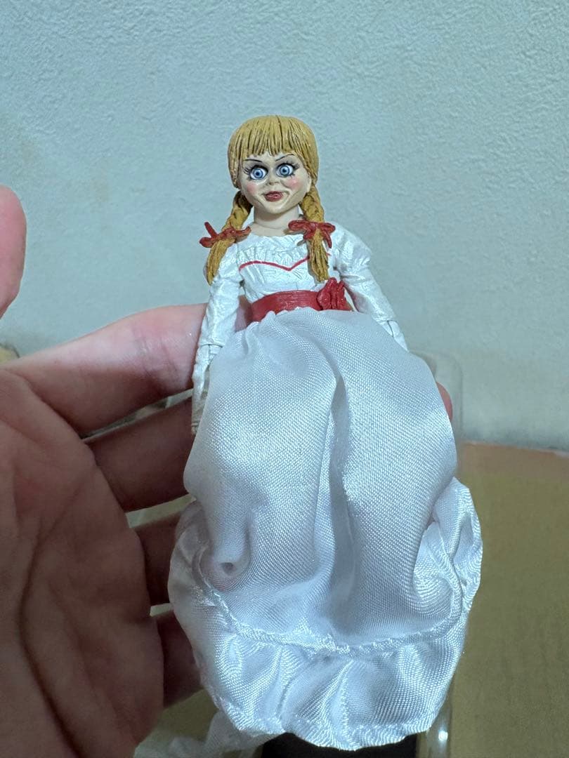 neca ネカ アナベル 死霊博物館 アナベルwithショーケース 3520