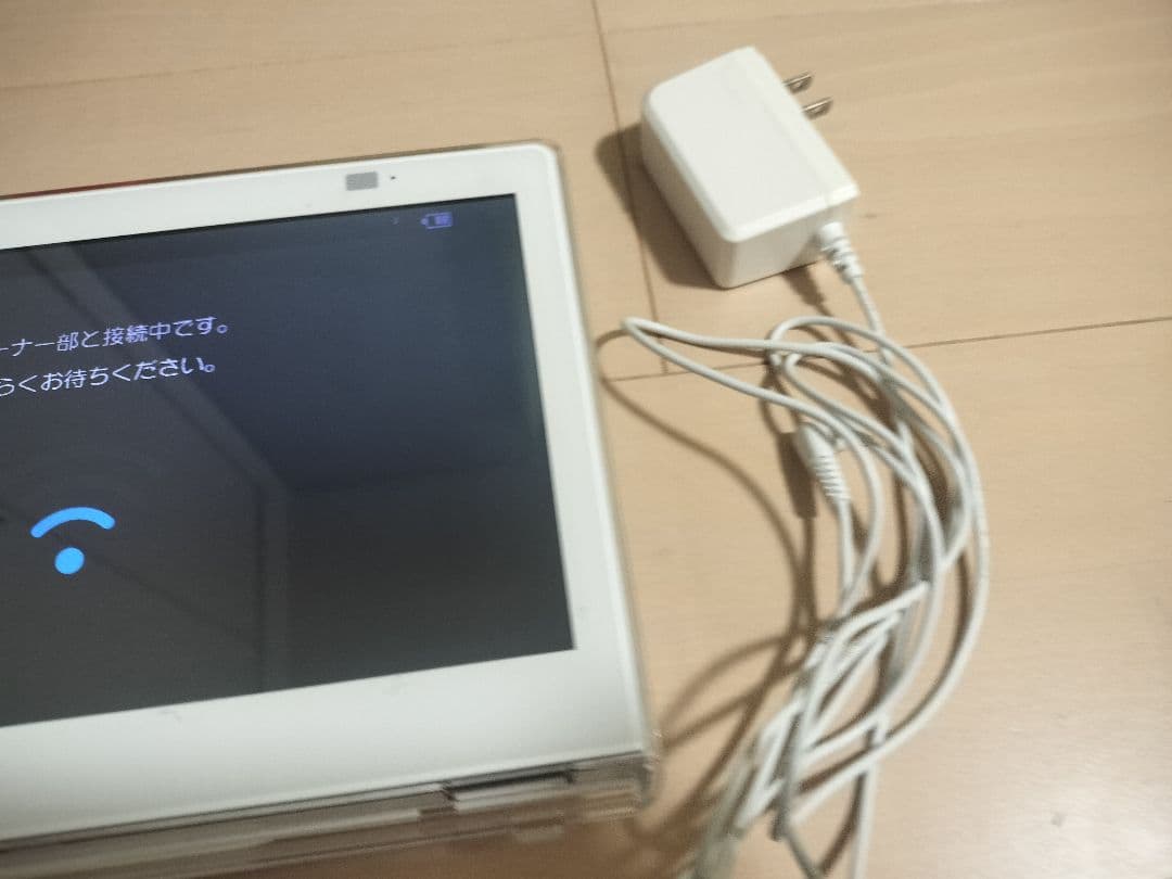 Panasonic どこでもビエラ UN-10CE9D ポータブルテレビ｜Amazon