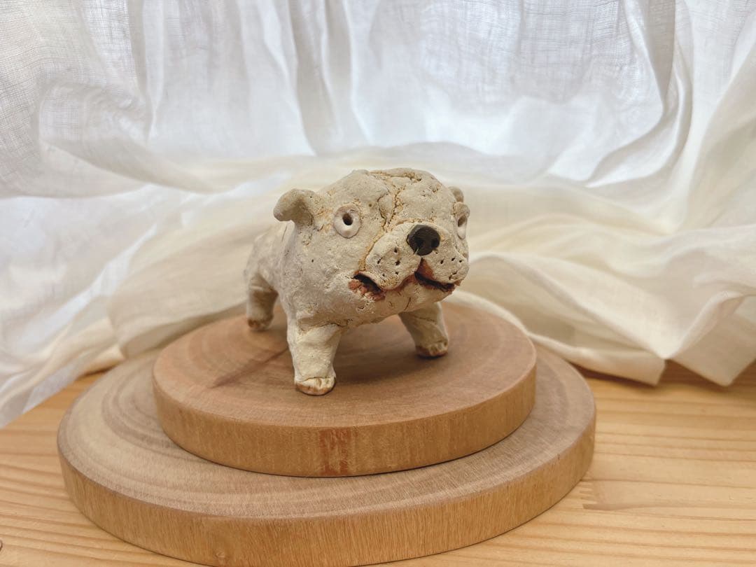 前川幸市 犬 ブルドッグ 置物 陶芸 作家 垂れ耳 白い犬 前川幸市