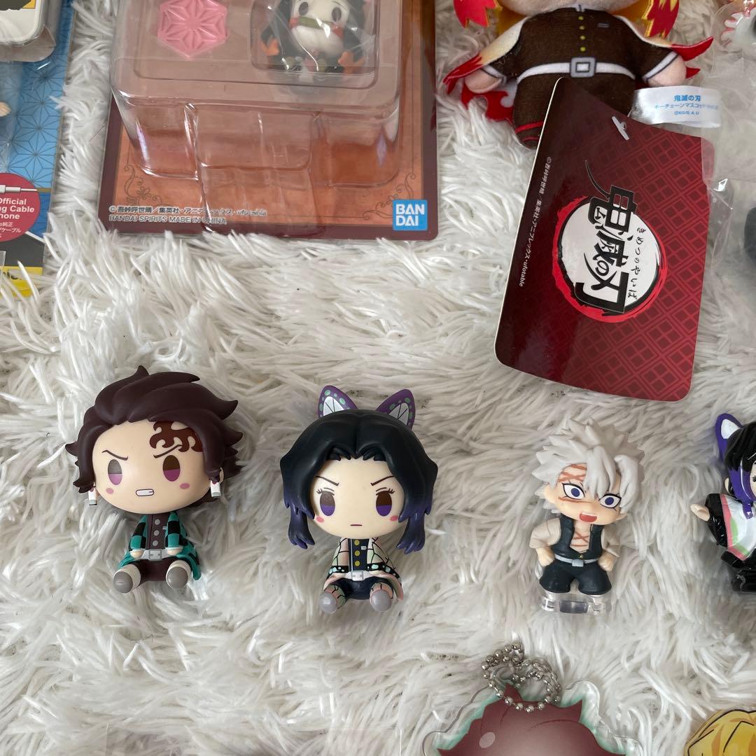 ☆☆鬼滅の刃・フィギュア・マスコット・缶バッジ等☆まとめ売り☆☆