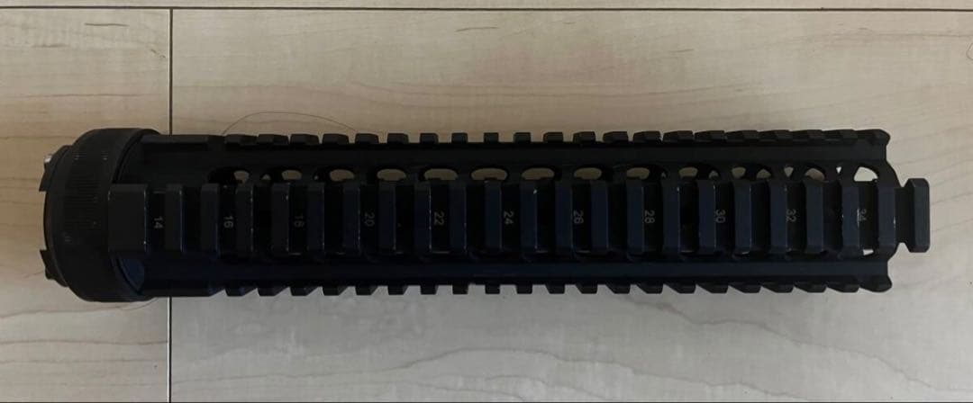 実物ラルーLarue Tactical ハンドガード 東京マルイ　EVOLT