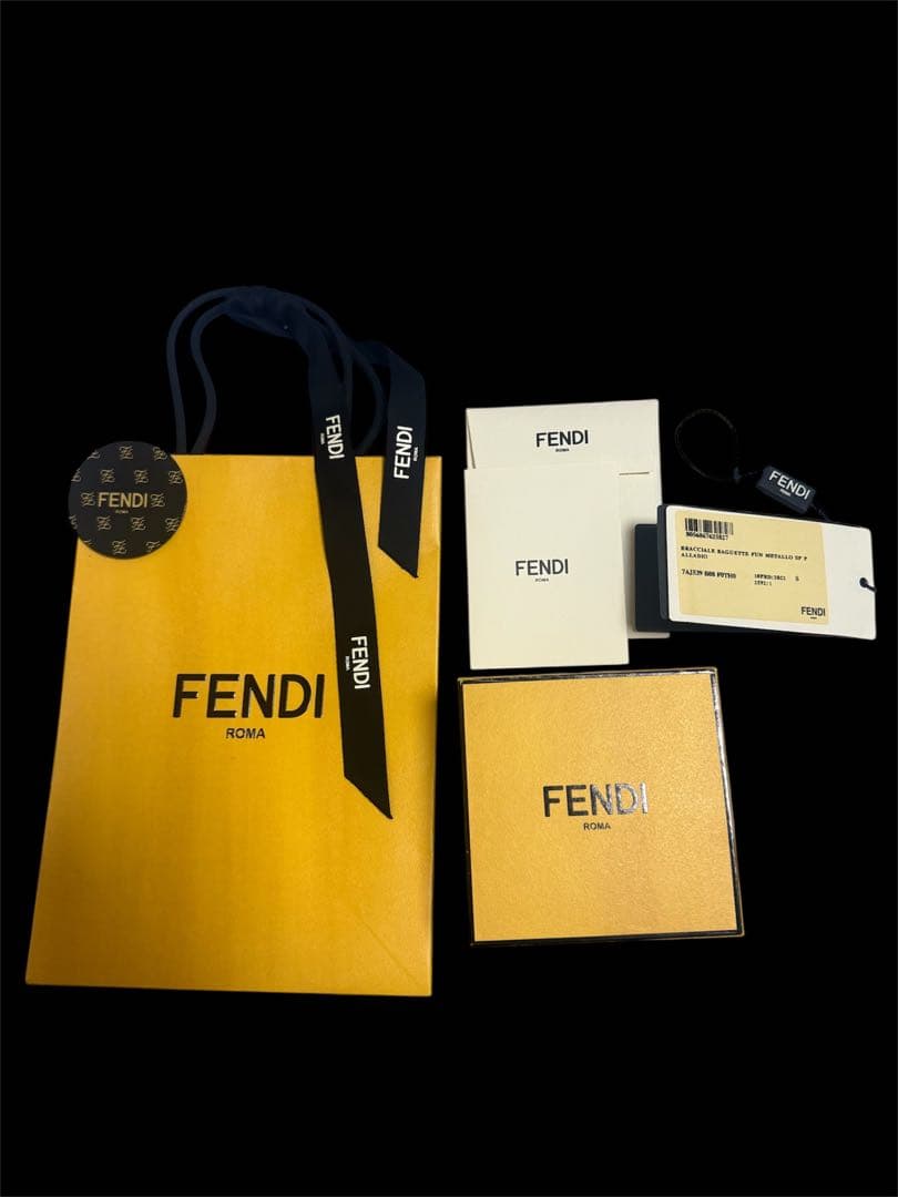【美品】FENDI バゲット ブレスレット S