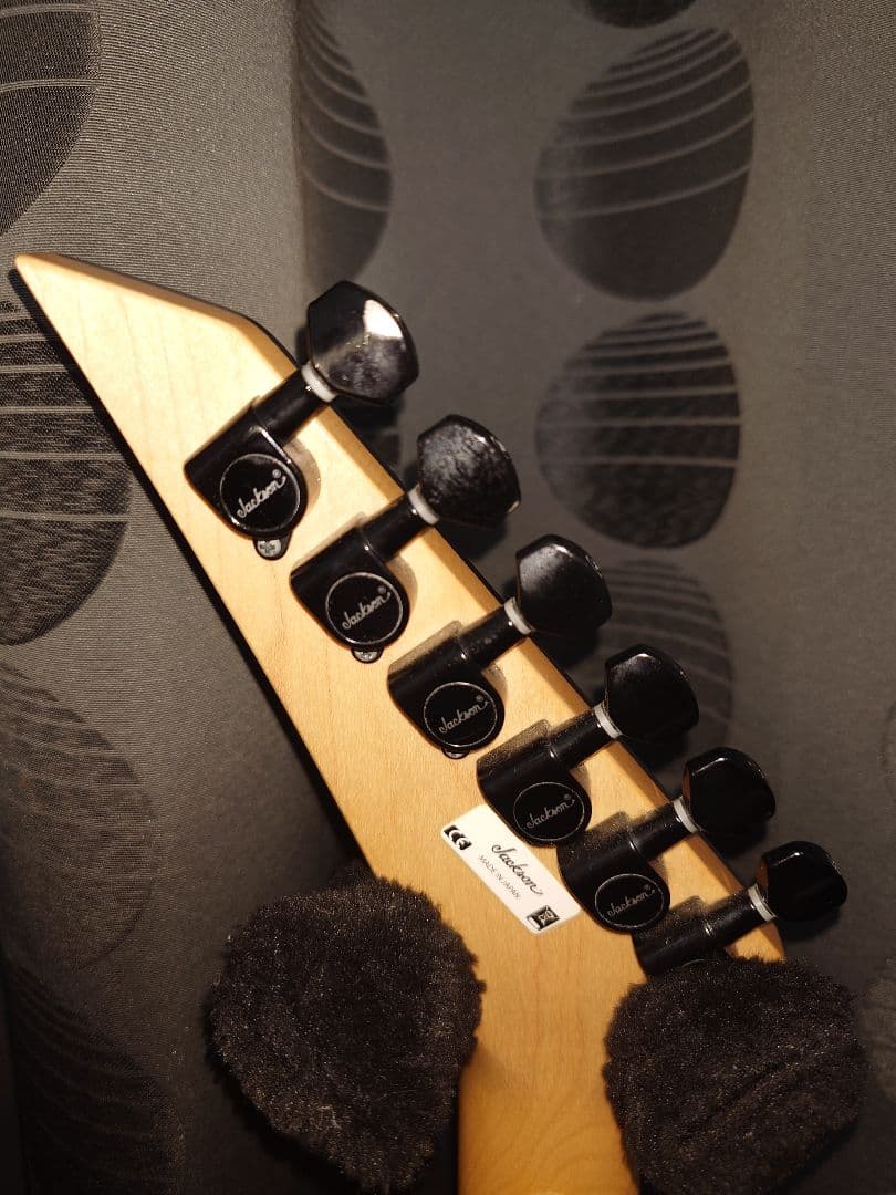 jackson　dk2m（ピックアップ無しにしたので値下げ中）