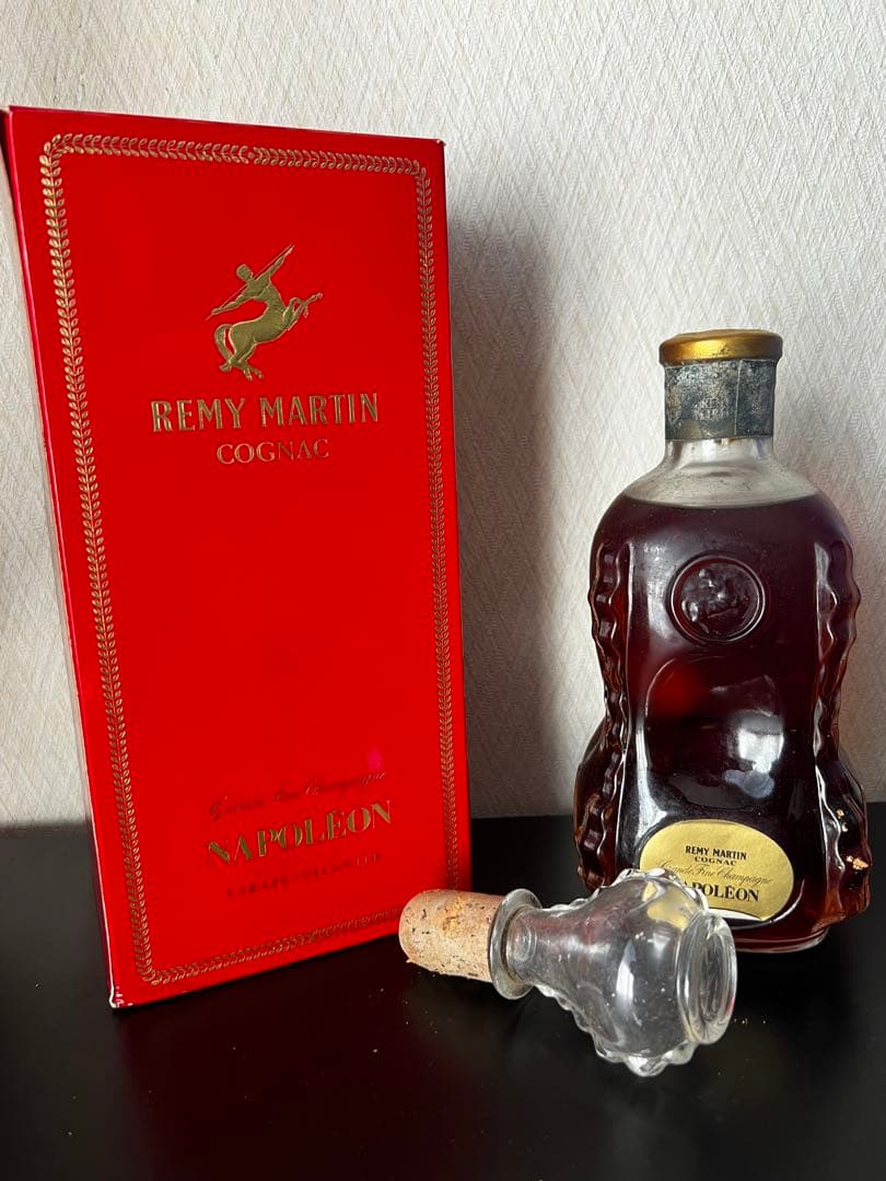 未開栓】 REMY MARTIN NAPOLEON EXTRA OLD 700ml 40% レミーマルタン