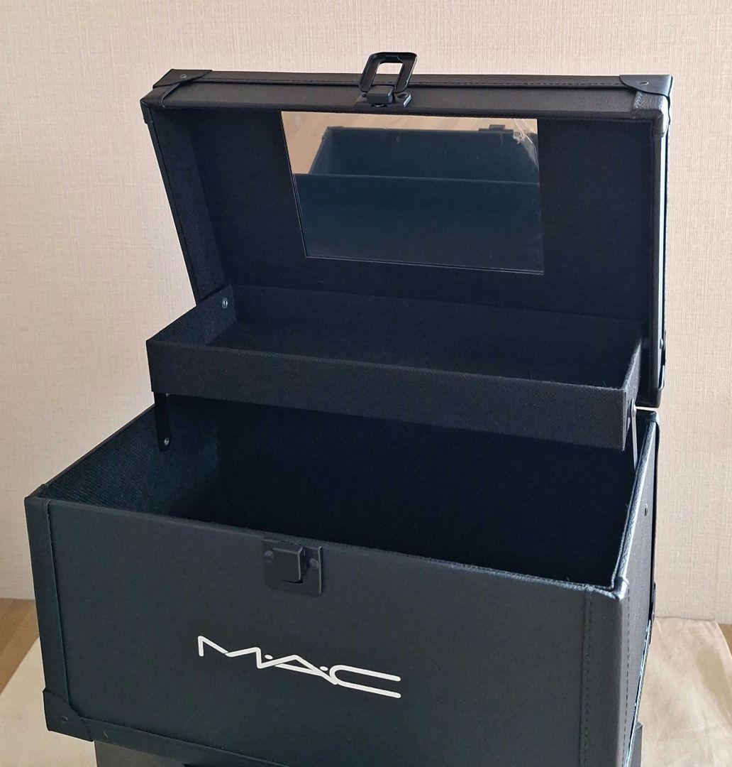 【非売品/新品】M・A・C　マックメイクアップケース・ボックス/限定ポーチ付き