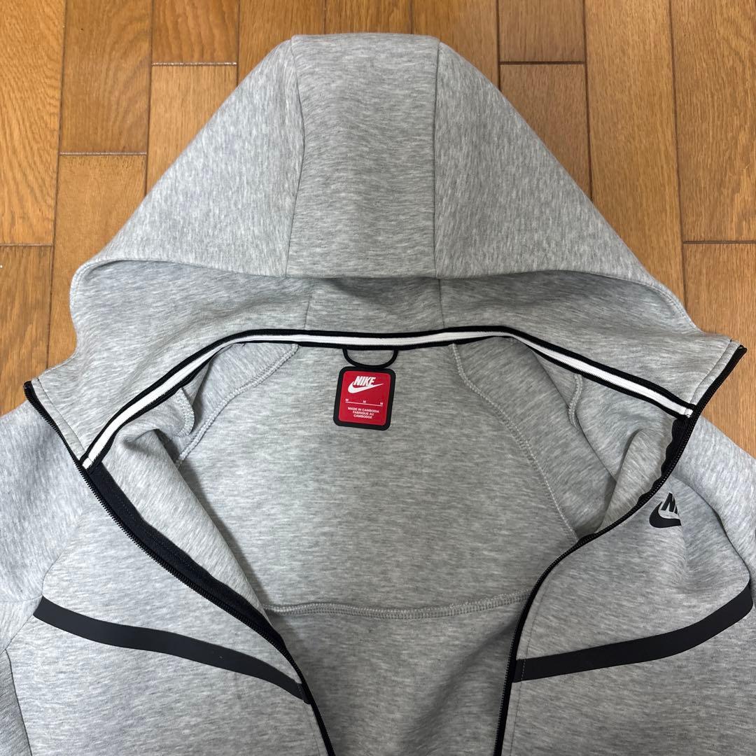 NIKEテックフリースMサイズ