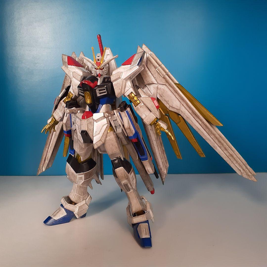 HGガンプラ マイティーストライクフリーダムガンダム 塗装済み