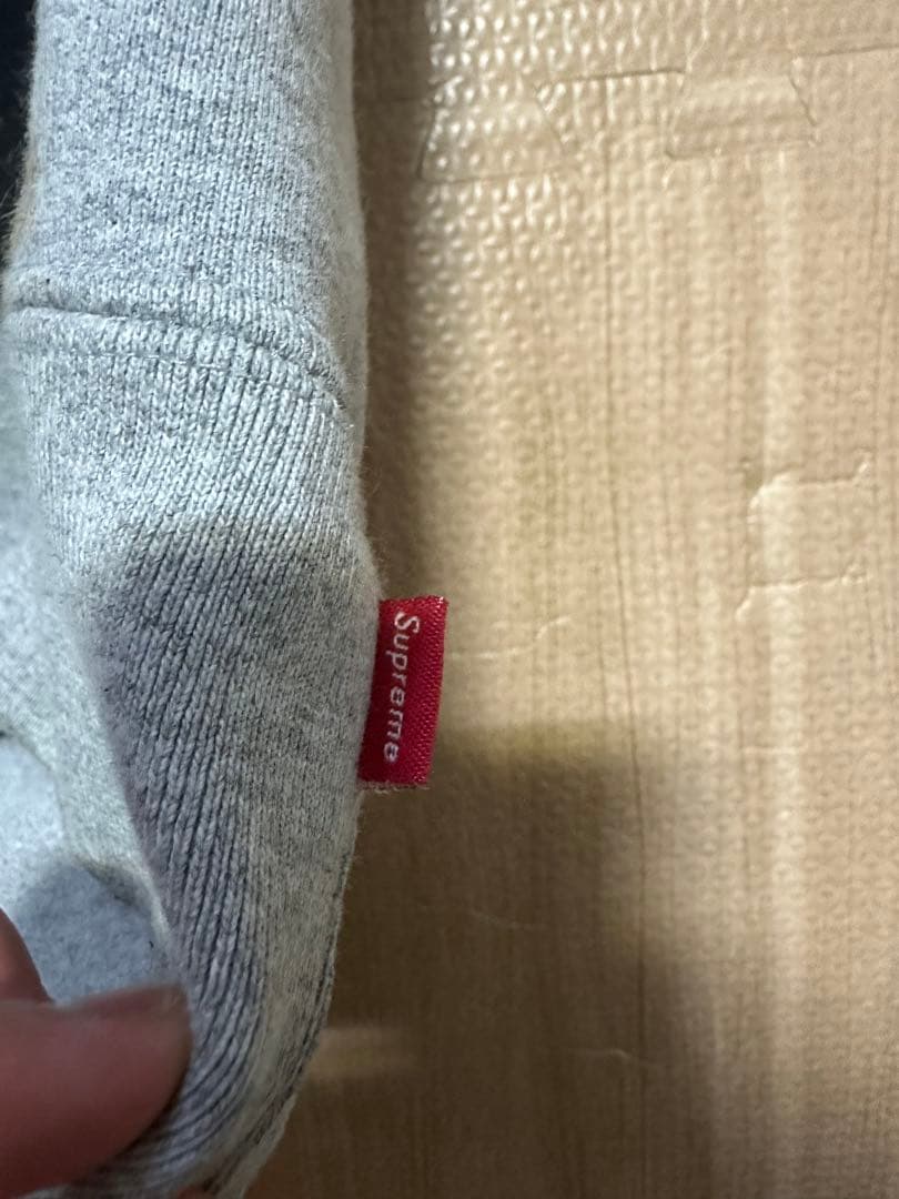 Supreme グレー パーカー Sロゴ
