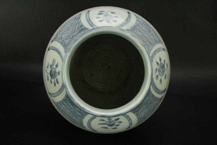 中国美術 青花 染付 人物紋 壷 高23.5cm(LC642)