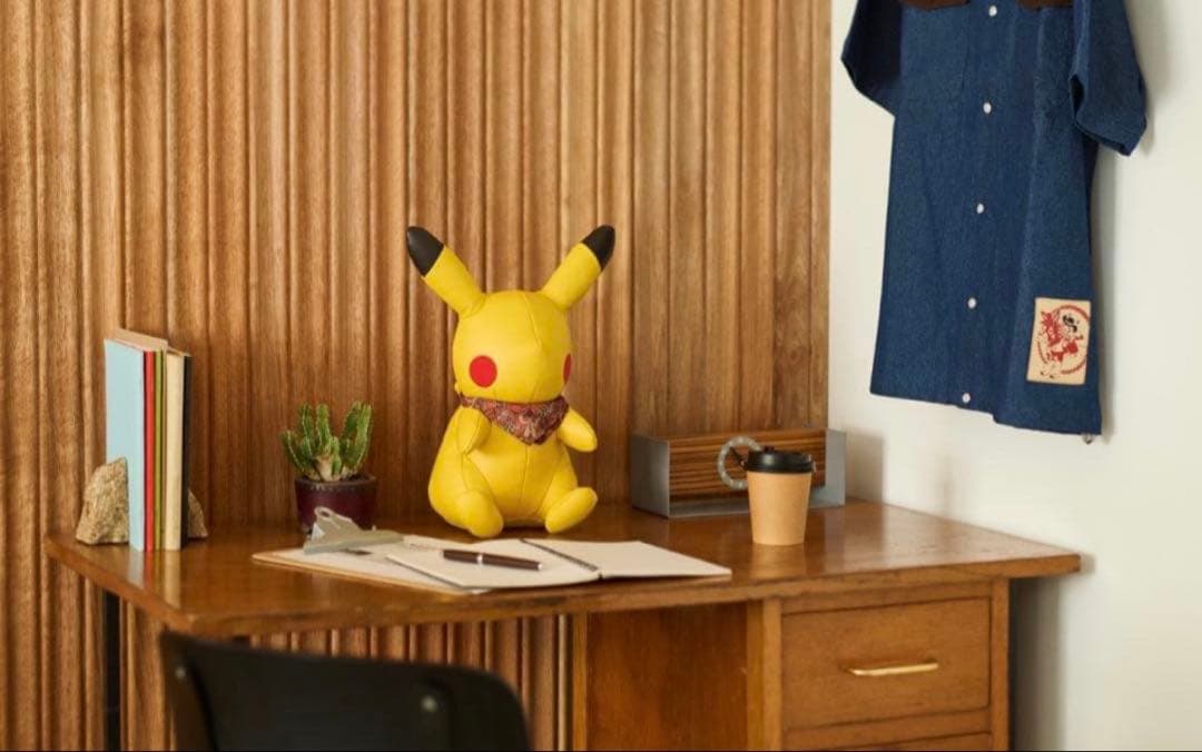 本革のピカチュウ Run Run ! Desert - メルカリ