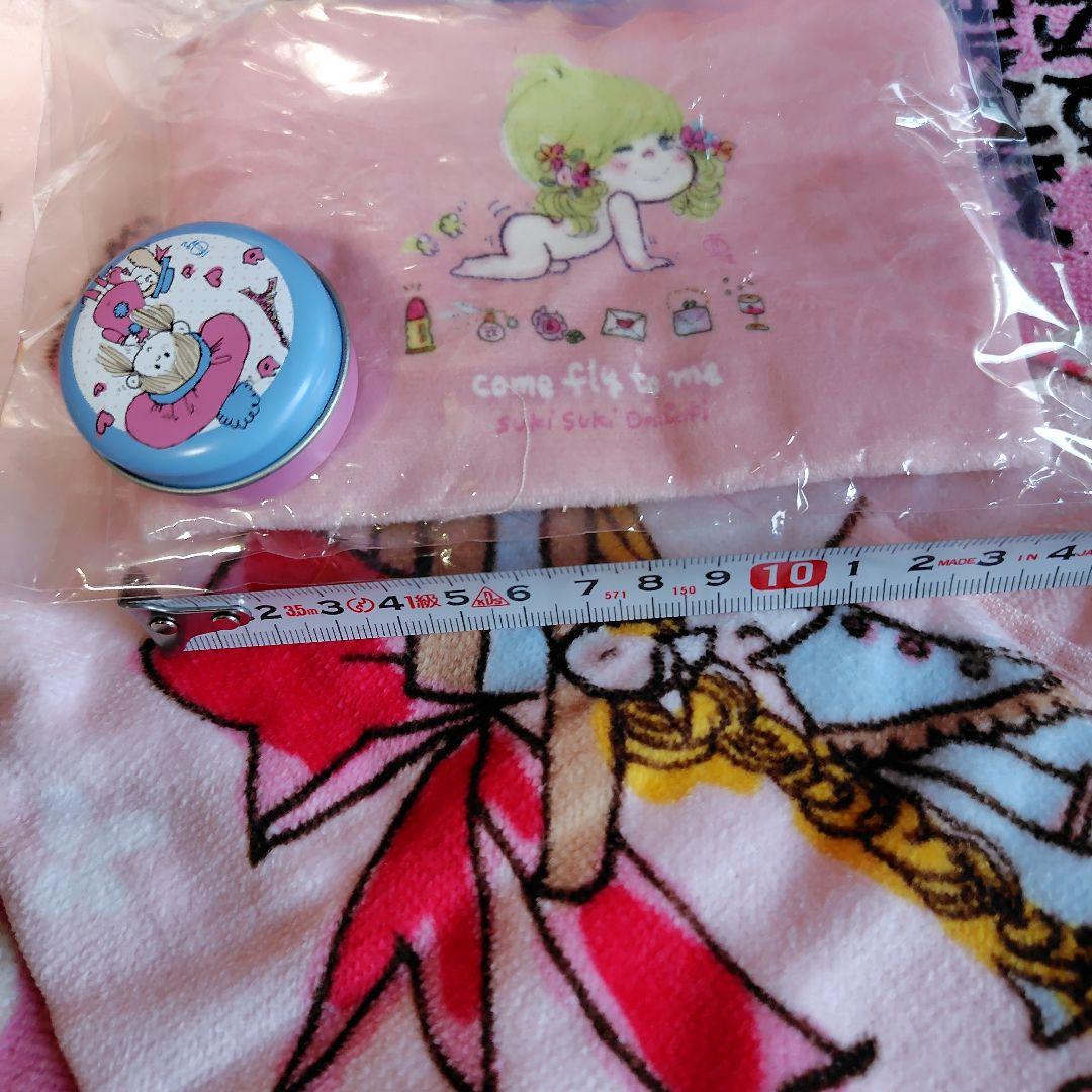 「涼さん専用」亜土ちゃんフェスタオル。ポーチ。丸缶シール❣️