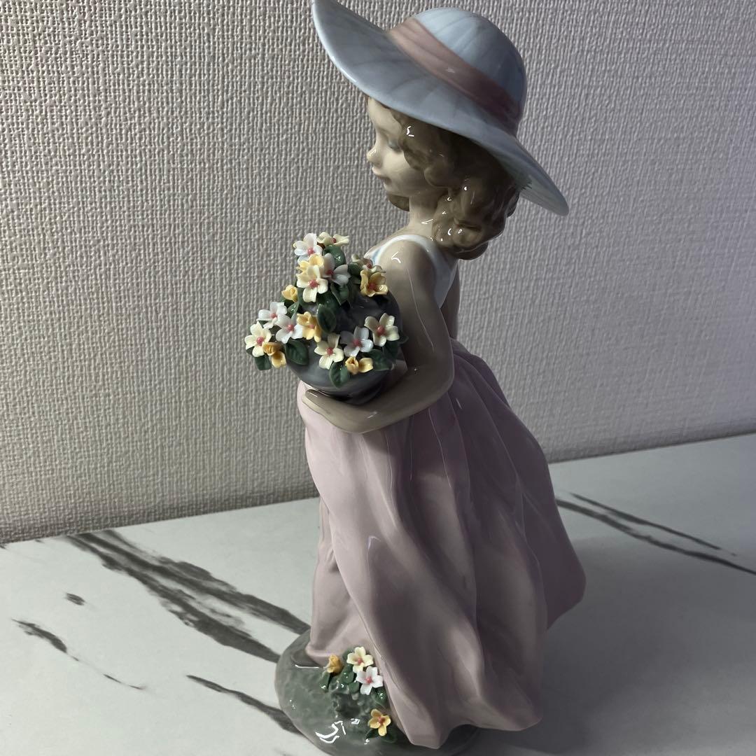 1/10限定】LLADRO リヤドロ 07676 花籠を持つ少女 箱付 2590 青箱