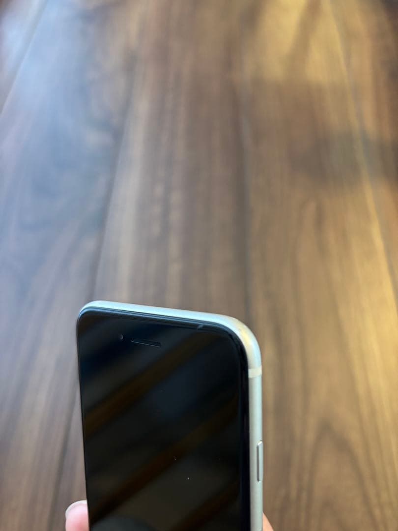 iPhone SE3 第3世代 SIMフリー 128GB バッテリー100% 黒 iPhoneSE3 第3