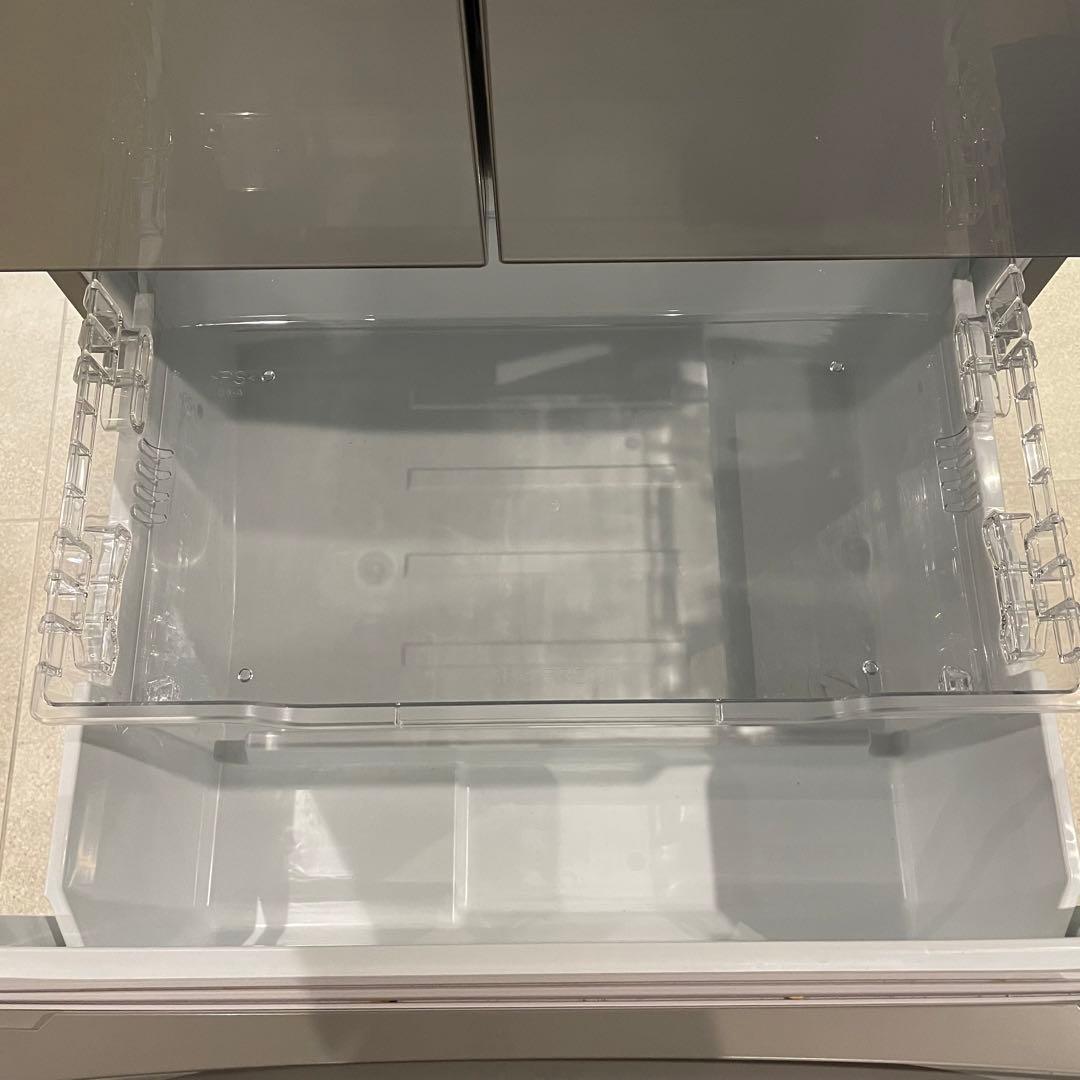 送料設置無料　大型冷蔵庫　TOSHIBA 6ドア　自動製氷機付