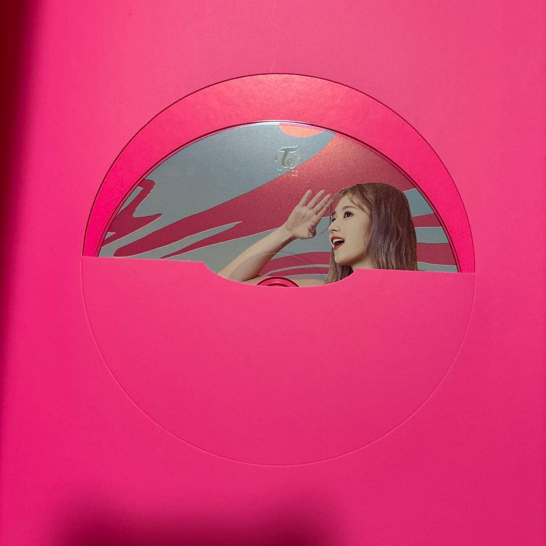 早い者勝ち！twiceアルバムグッズ - メルカリ