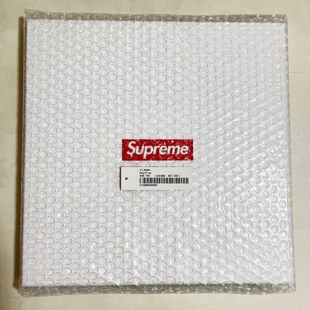 【SS25_week12 】Supreme Silk Bandana（Navy）