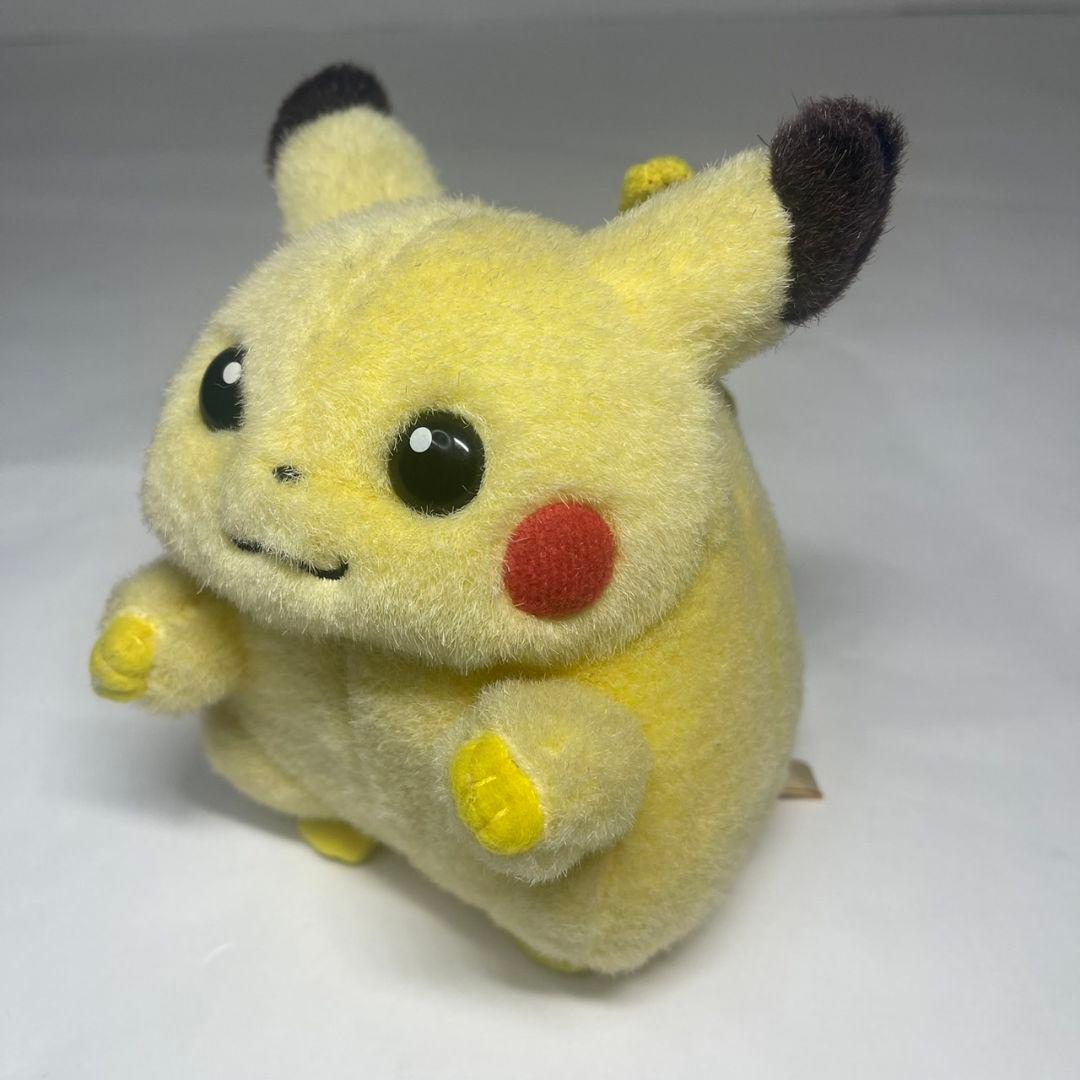 初期ポケモン ピカチュウ ぬいぐるみTOMY タカラトミー