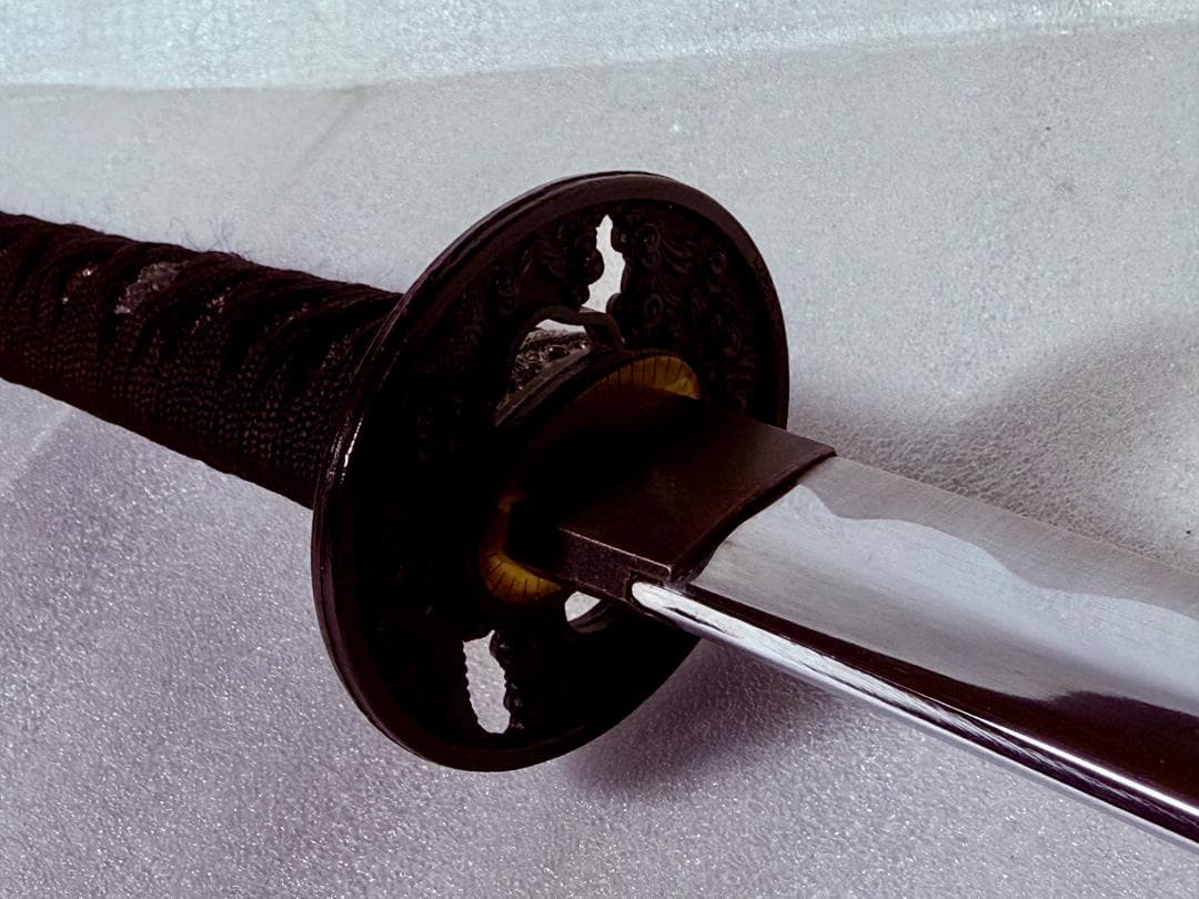 模造刀 黒 美品 波紋 太刀 コスプレ M2