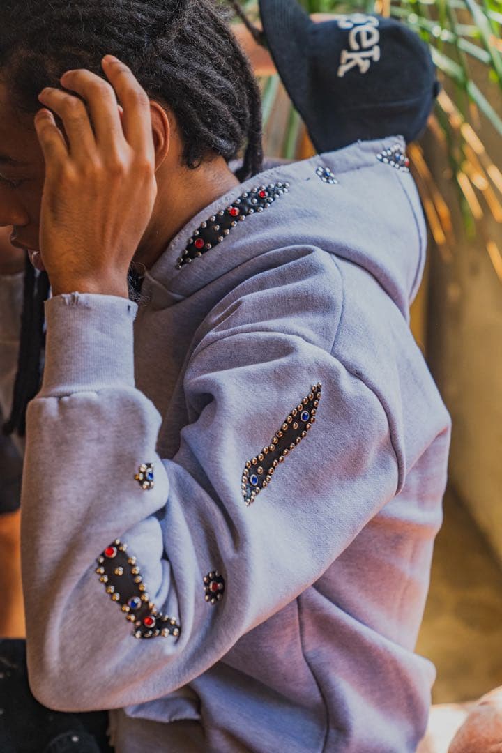 トップス Innocence NYC DAMAGE STUDS HOODIE