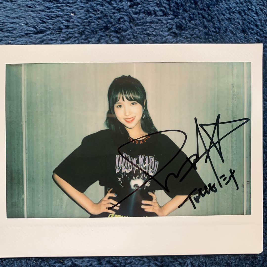 TWICE MINAサイン入りチェキ【月様限定】