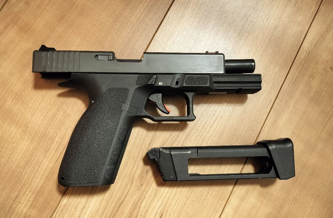 ストライカー9　カーボネイト