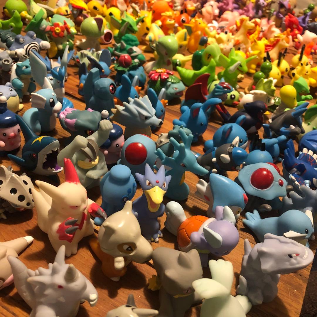 ポケモンキッズまとめ売り約250体