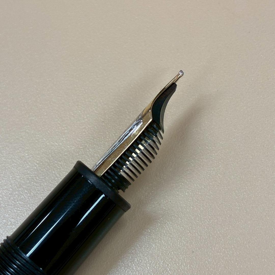 ♥【472】モンブラン万年筆4810 ペン先14K585