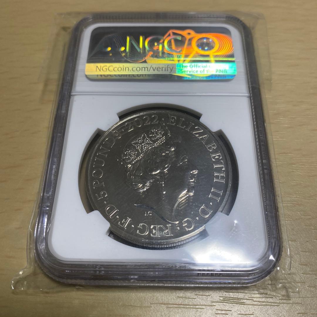 2022 イギリス エリザベス二世女王 5ポンド 硬貨　NGC MS69