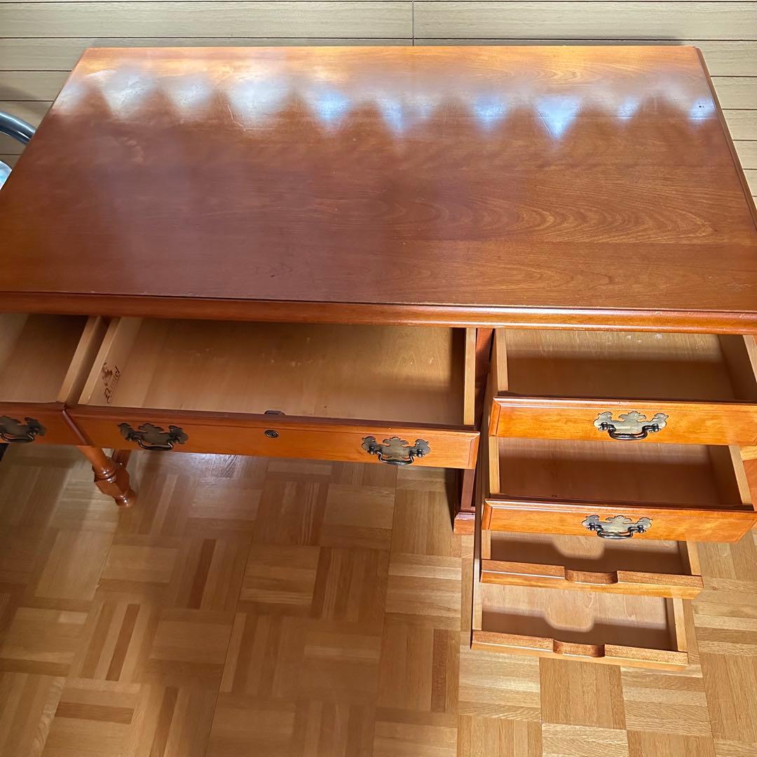 横浜クラシック家具ダニエル 樺桜片袖机