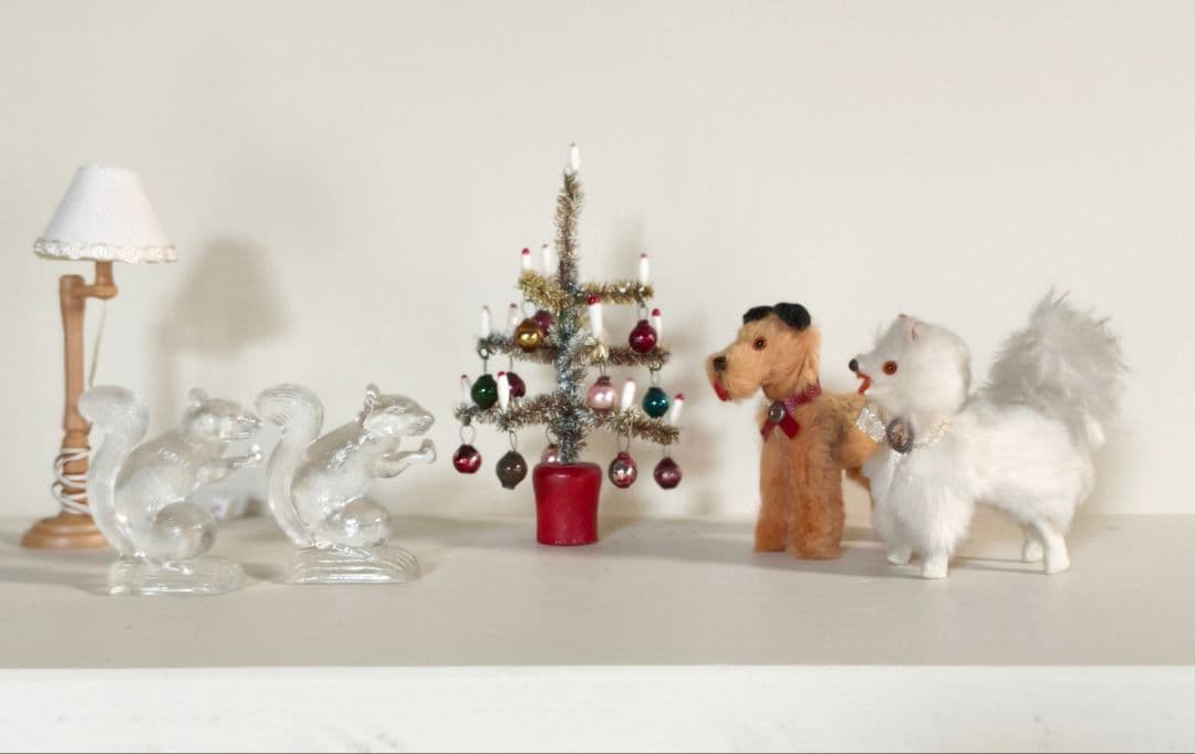 vintage glass figure ୨୧ * ガラスの リスさん - メルカリ