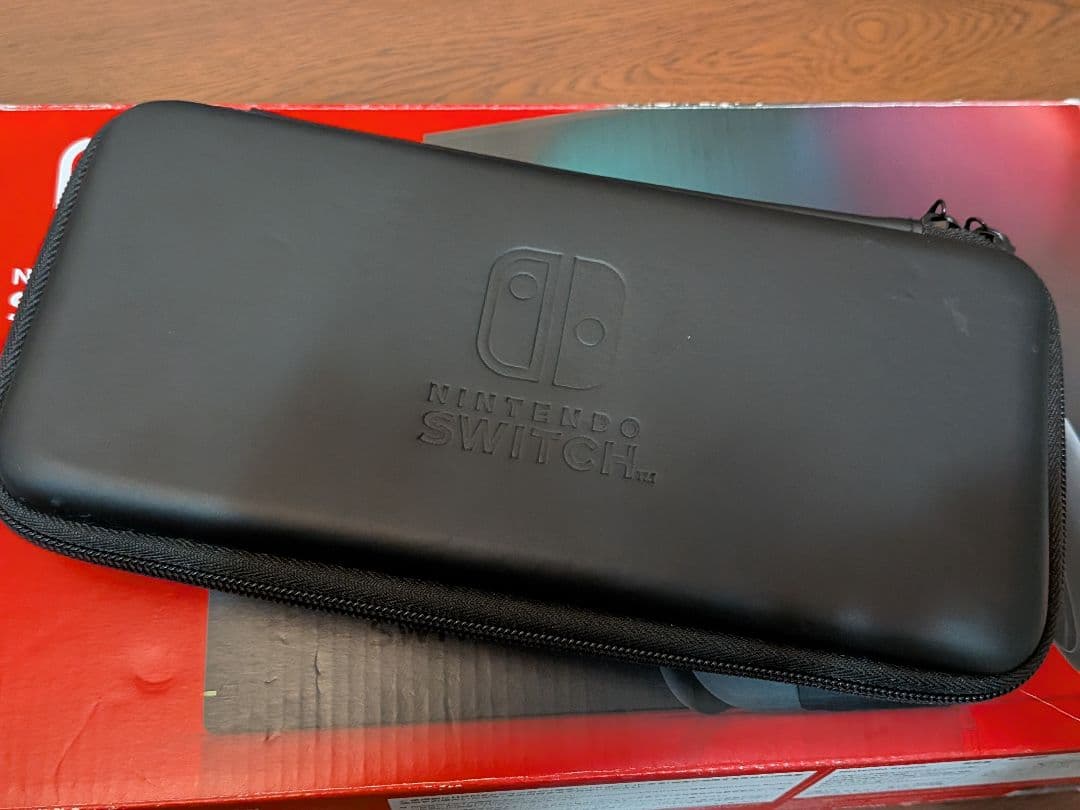 Nintendo Switch 本体 ブラック ＋Joy-Con黄青＋ケース付