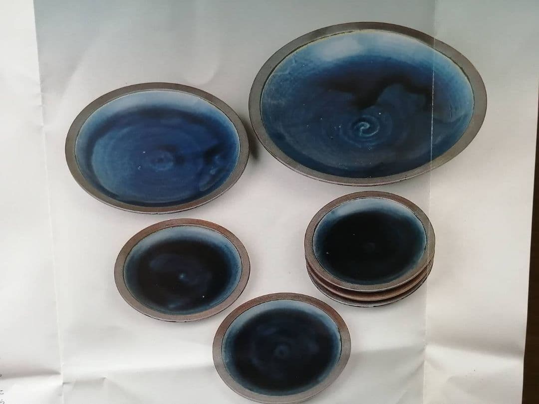 出西窯(しゅっさいがま) コレクション ふち鉄砂・呉須釉鉢 紙箱、栞