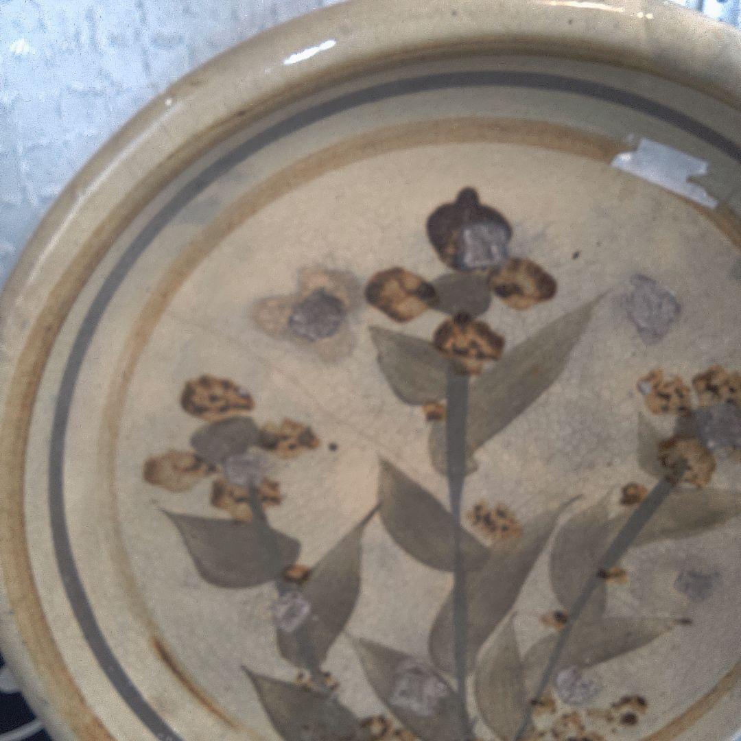 骨董3 花模様の陶器の皿 青い花柄の陶器製皿 2