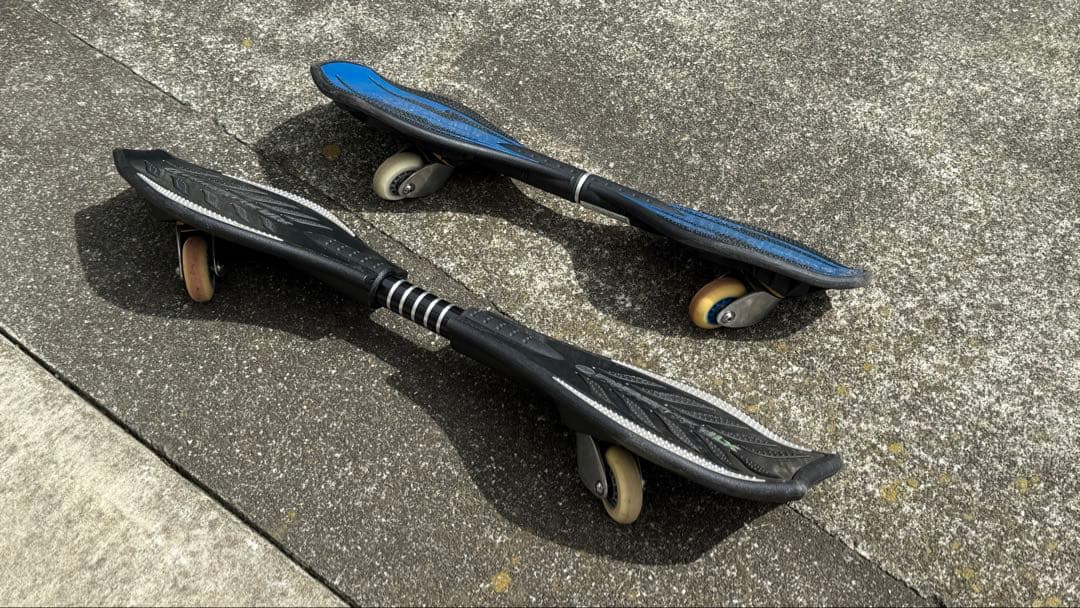 【親子で楽しむ2個セット】ラングスジャパン　リップスティック　デラックス＆ミニ