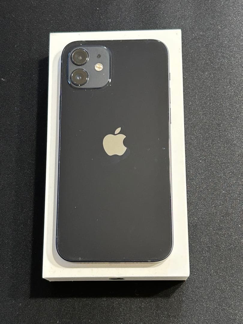 Apple iPhone 12 ブラック 本体 64GB