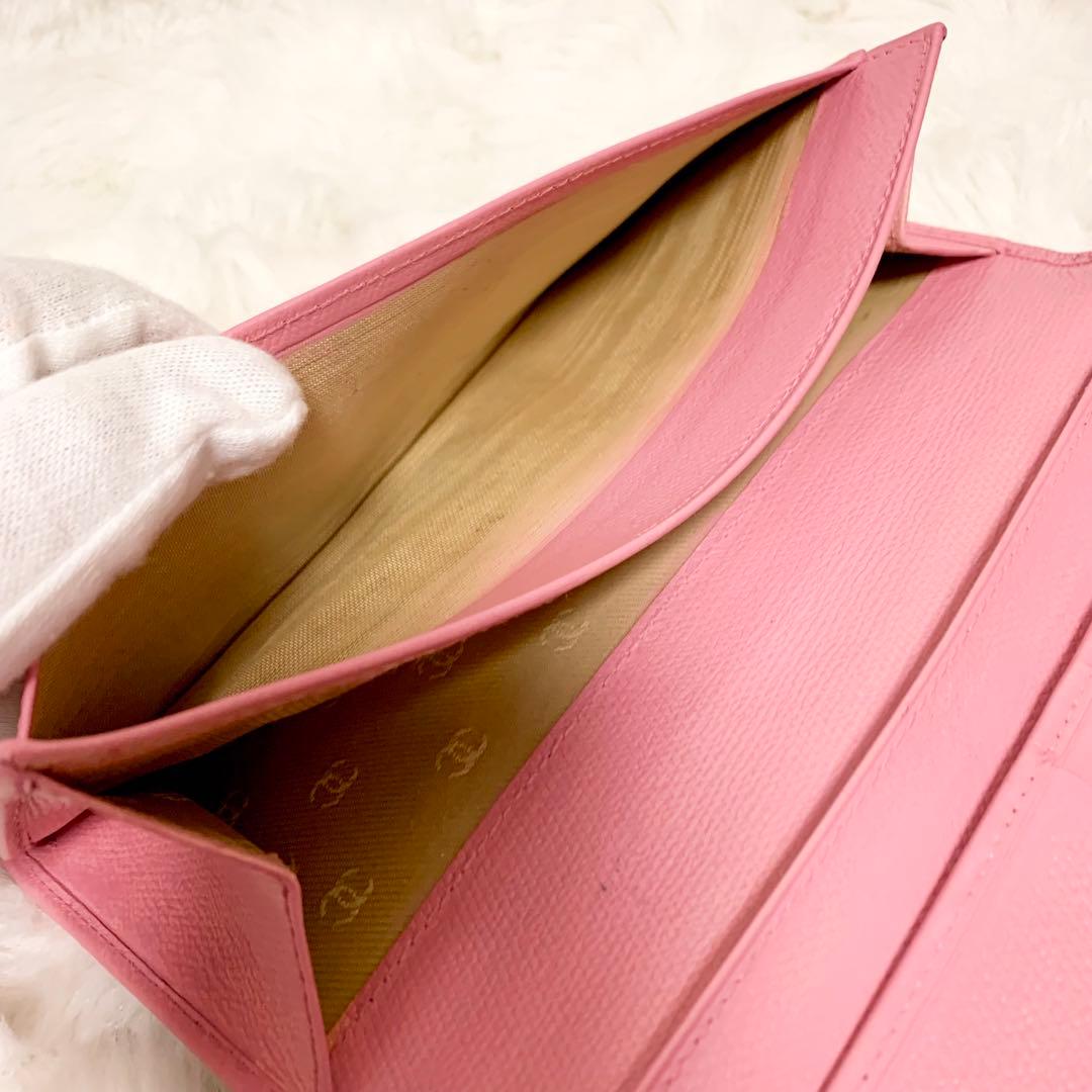 可愛いピンク！CHANEL　シャネル　ココマーク　二つ折り財布